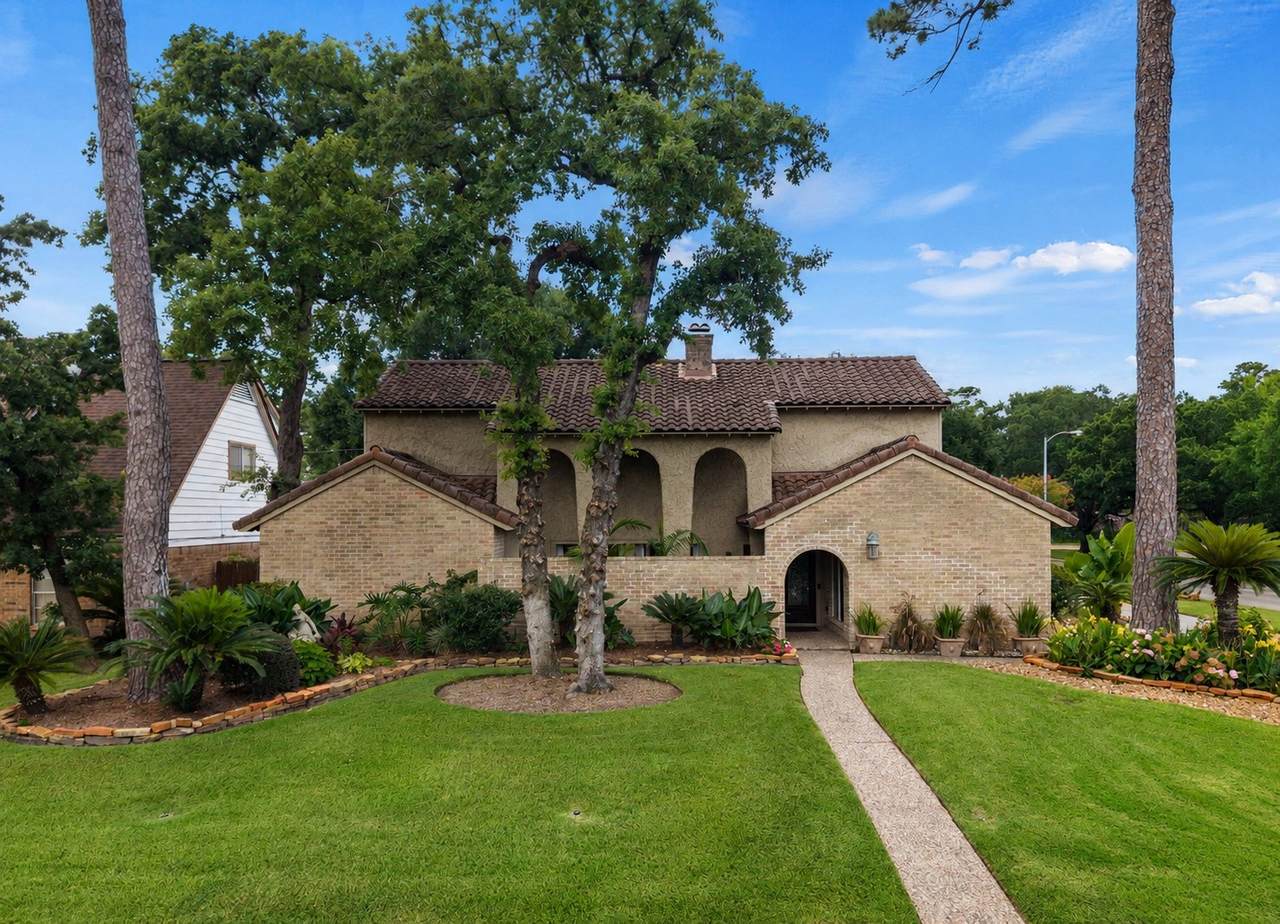 5702 Boyce Springs Drive - Photo 1