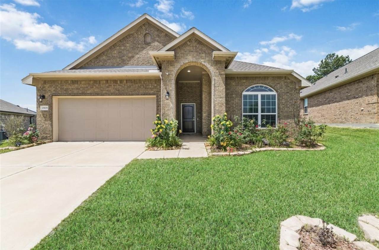 19029 Villa Lane - Photo 1