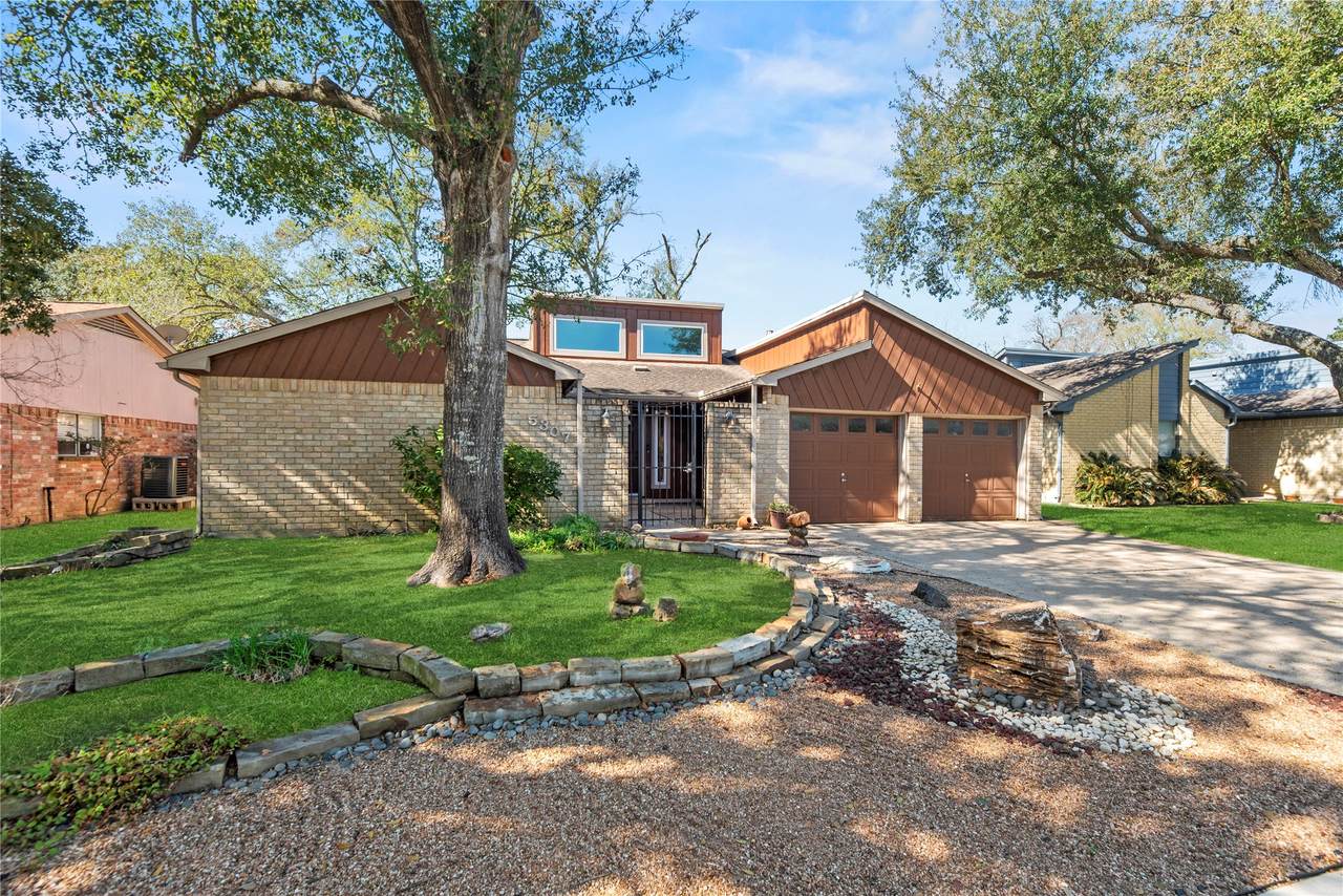 5307 Prairie Creek Drive - Photo 1