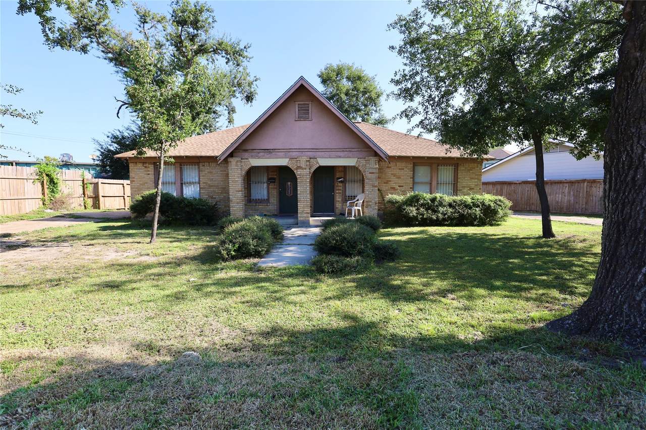 1125 Usener Street - Photo 1
