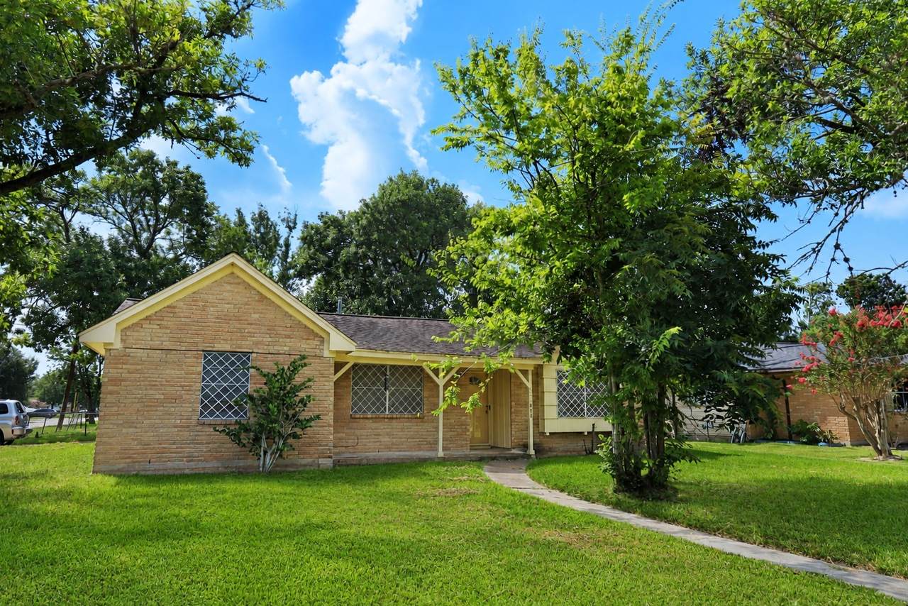 101 Hickory Street - Photo 1
