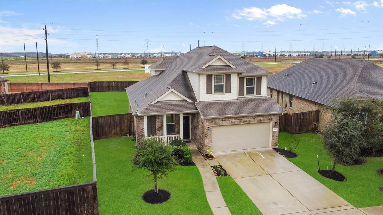 6822 Barrington Creek Trace - Photo 1