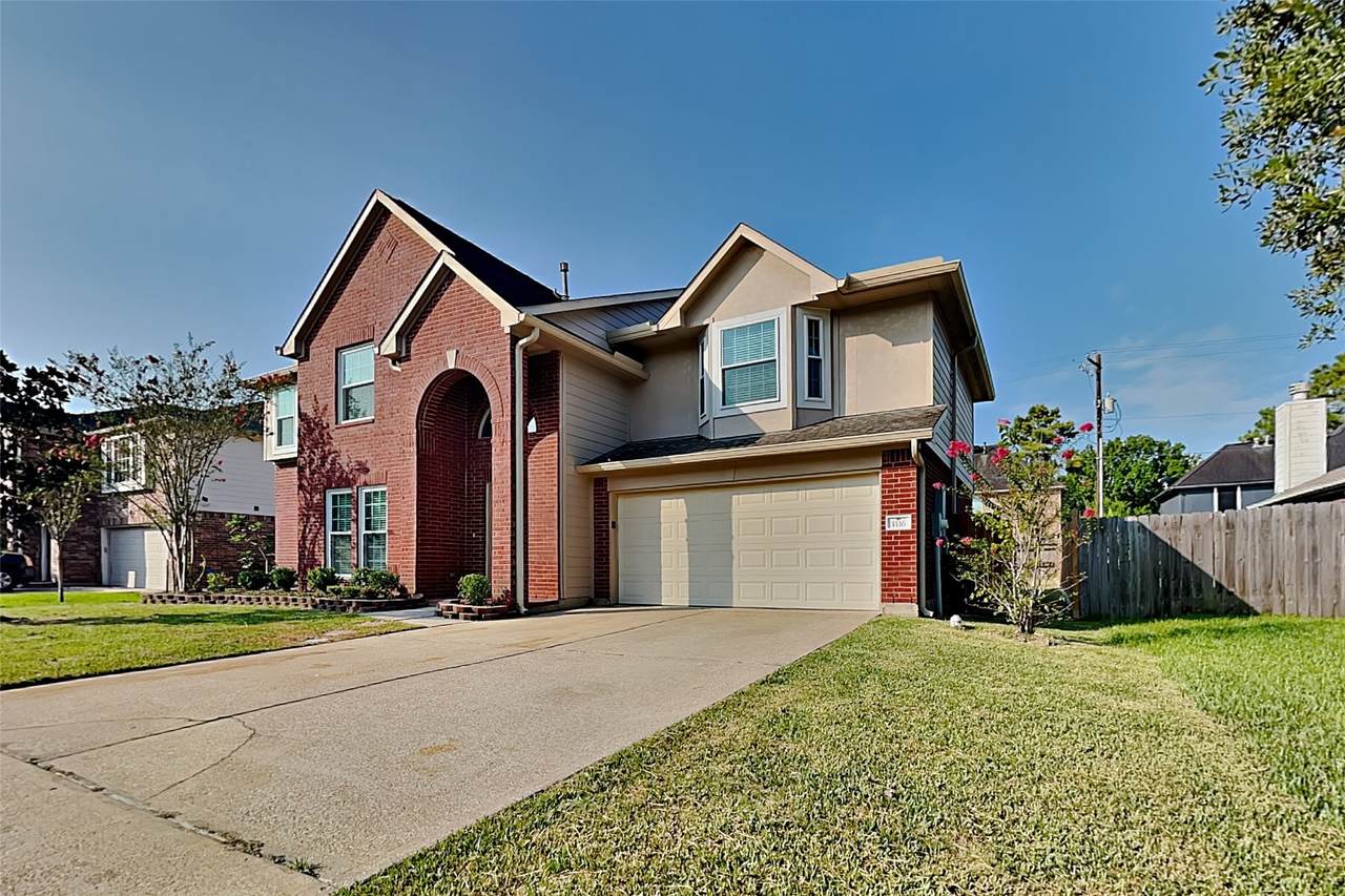 1116 Lake Shore Drive - Photo 1