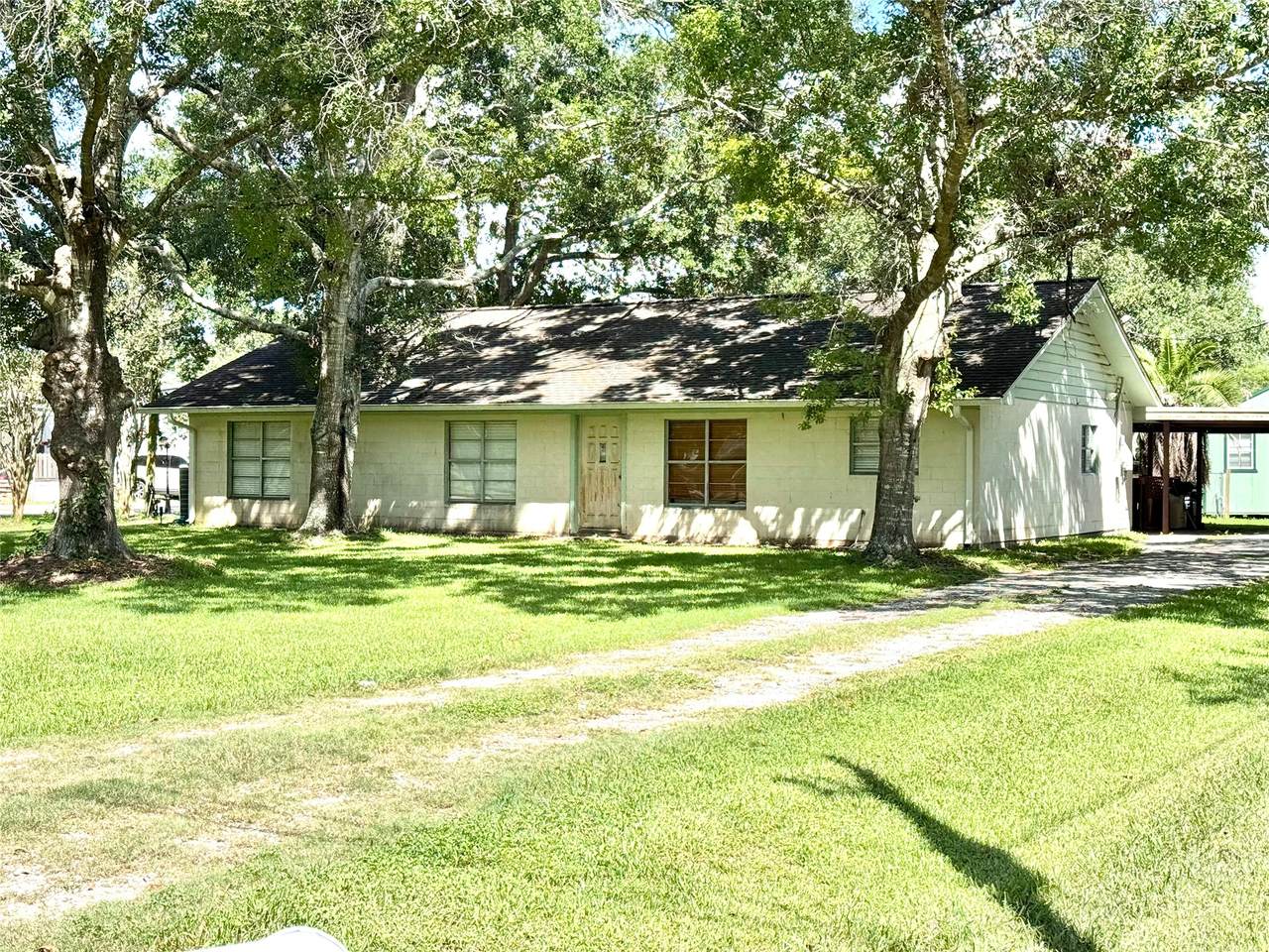2052 County Road 540 - Photo 1