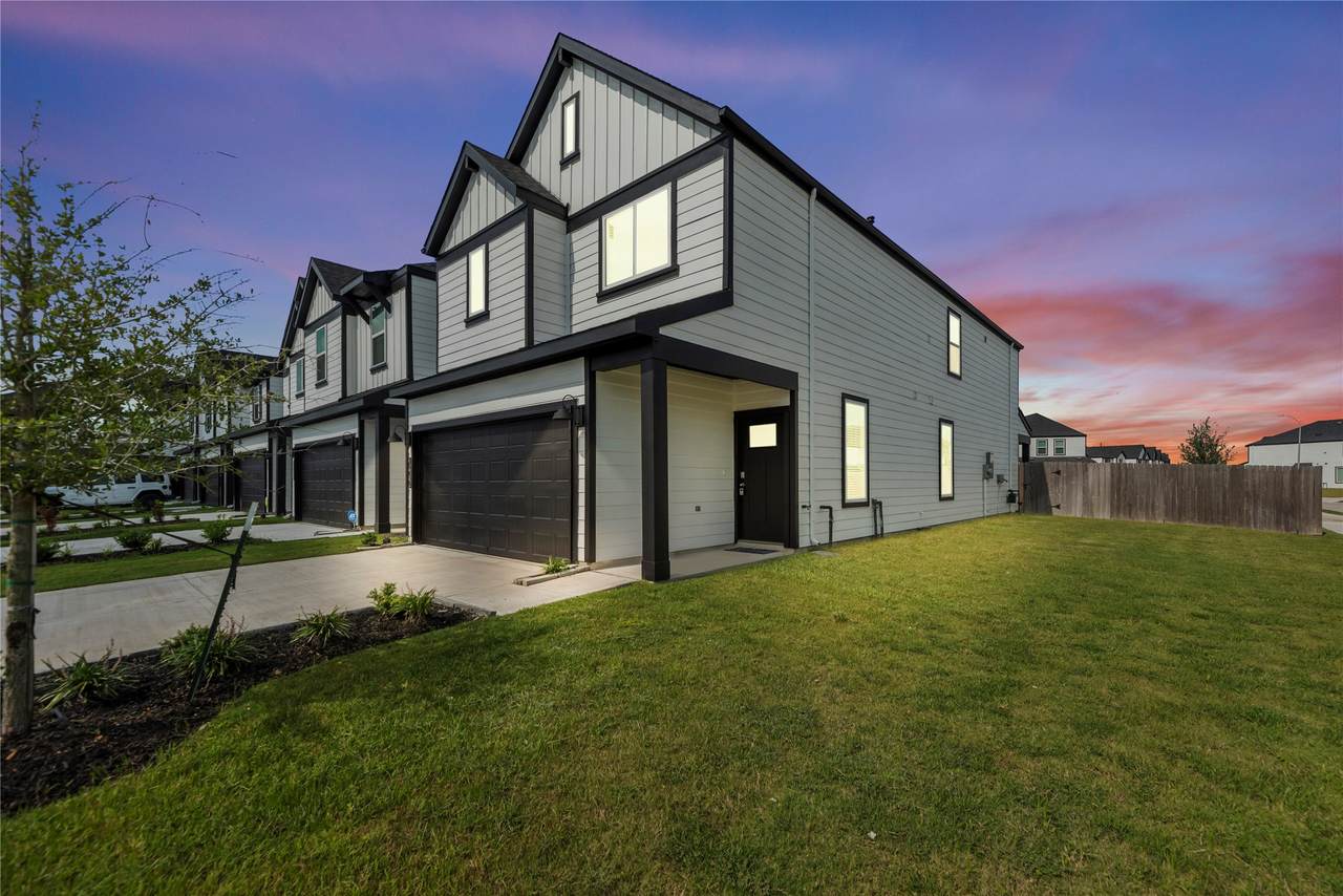 12302 Greenwood Gate Drive - Photo 1