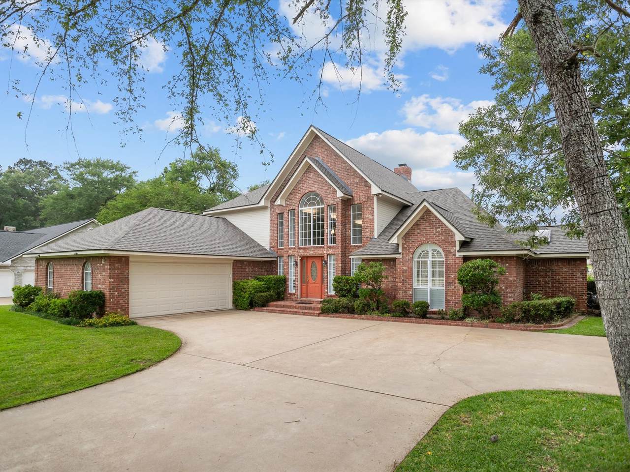 123 Crown Colony Drive - Photo 1