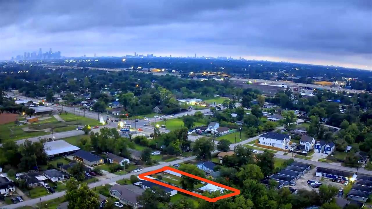 4217 E Toliver Street - Photo 1