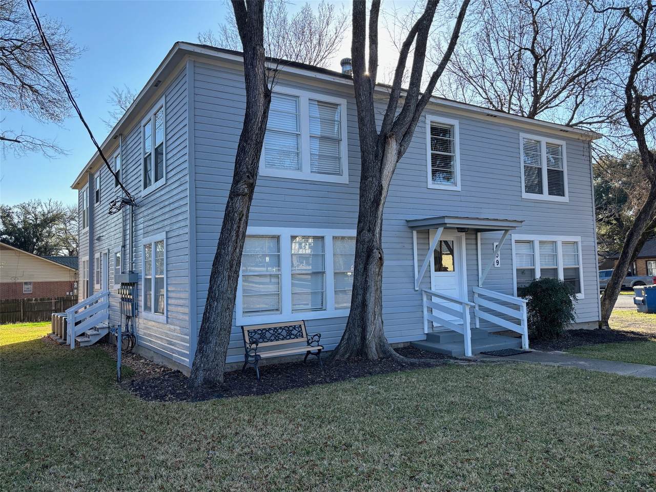 409 Austin Street - Photo 1