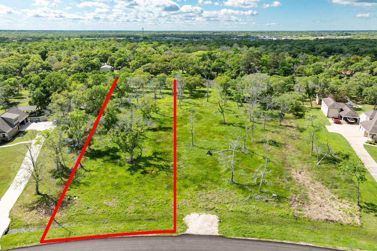 32718 Bayou Bend - Photo 1