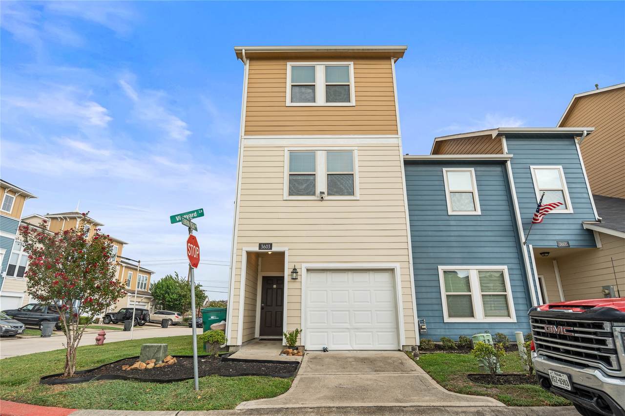 3603 Vineyard Lane - Photo 1