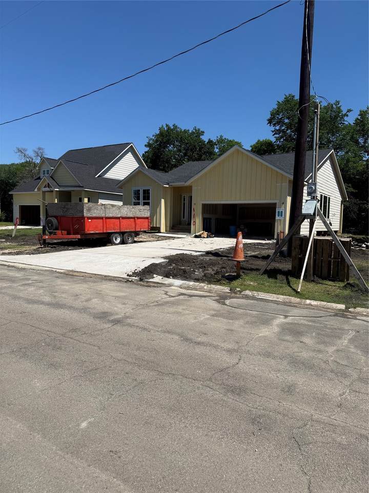 110 Harvey Boulevard - Photo 1