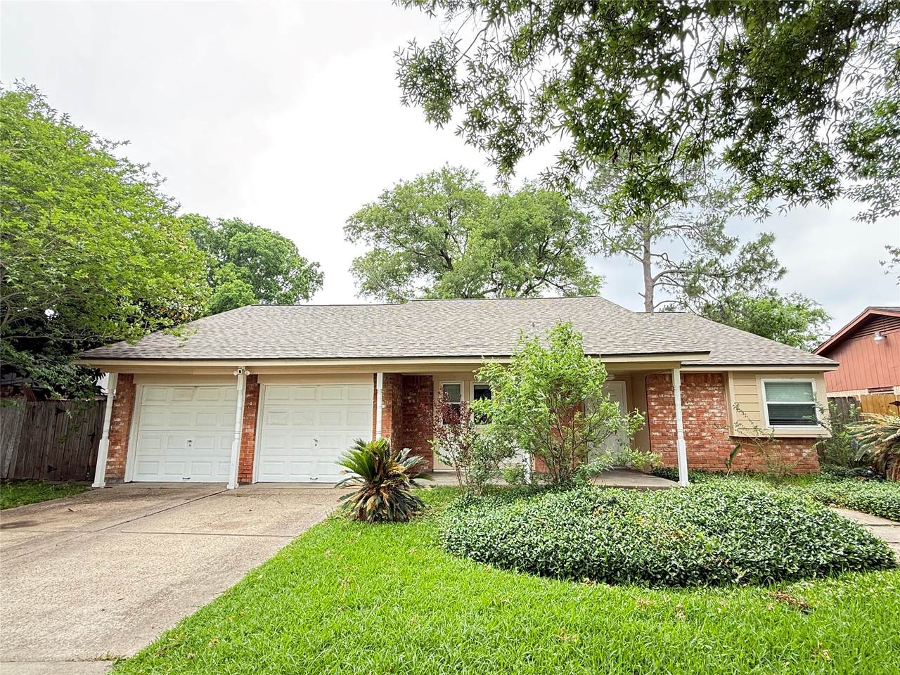 16439 Hickory Knoll Drive - Photo 1