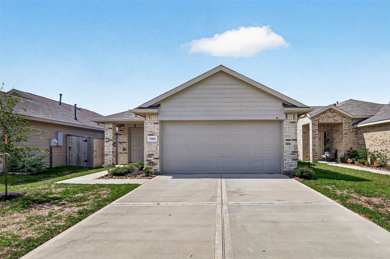 19494 Rosali Meadow Drive - Photo 1