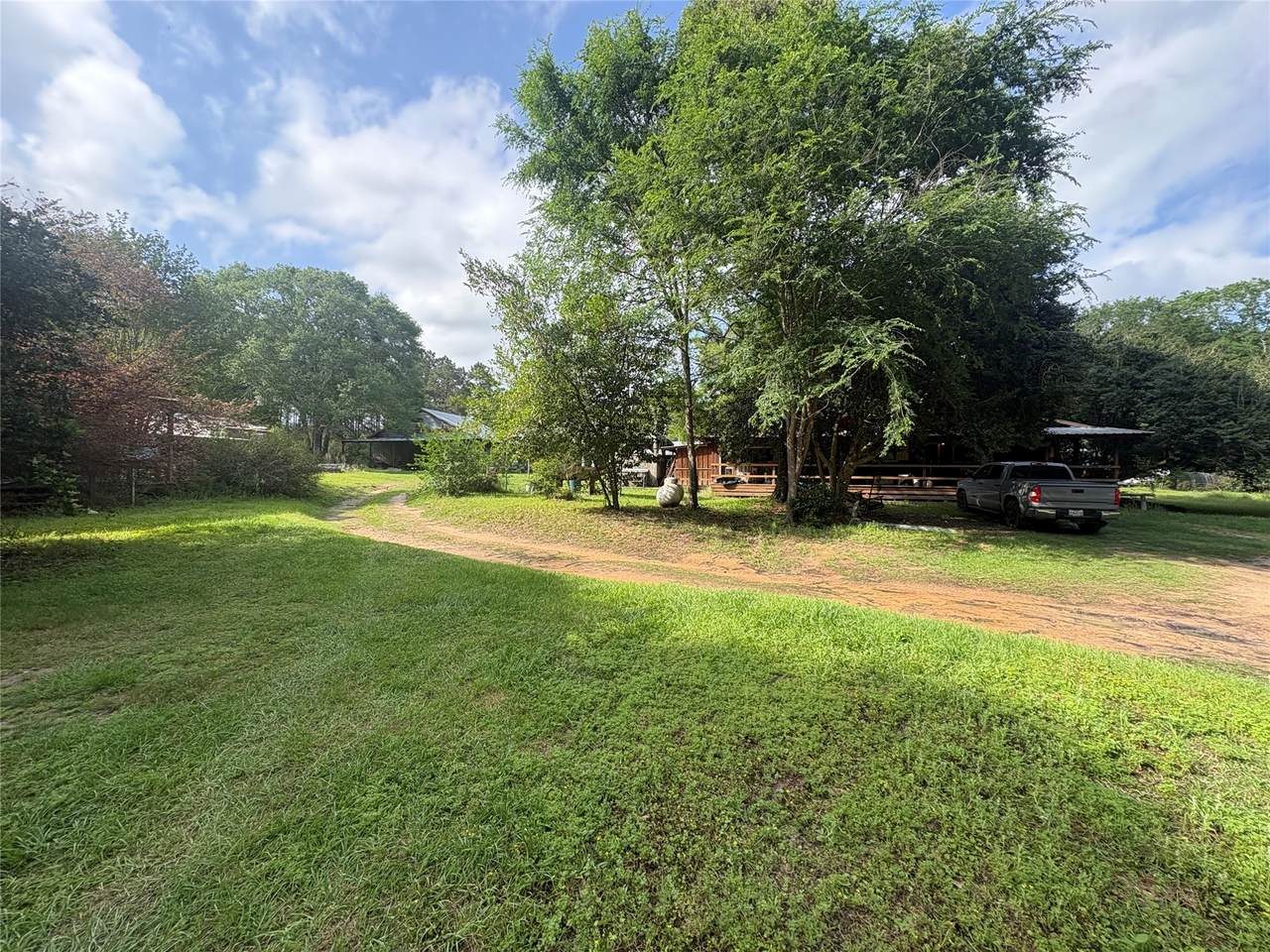 550 Dogwood Road - Photo 1