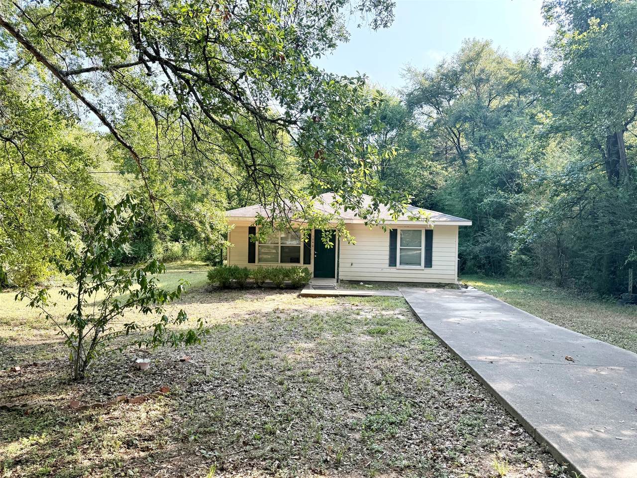 1040 Monroe Street - Photo 1