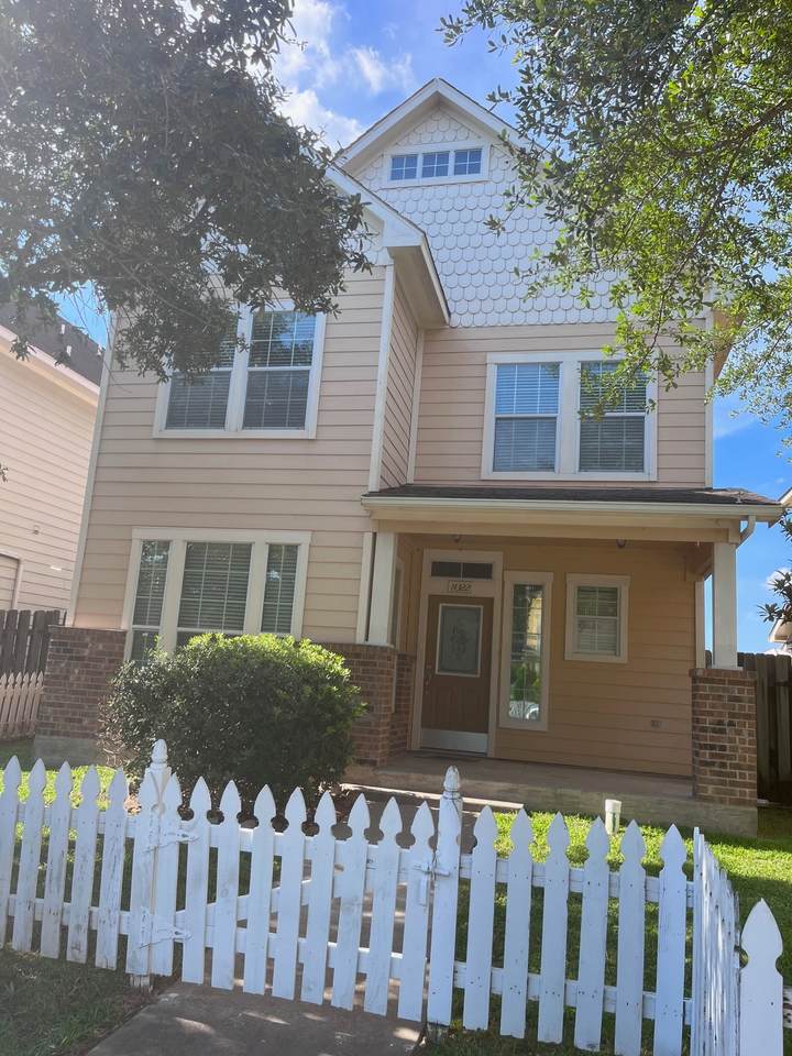 14322 Summer Garden Drive - Photo 1