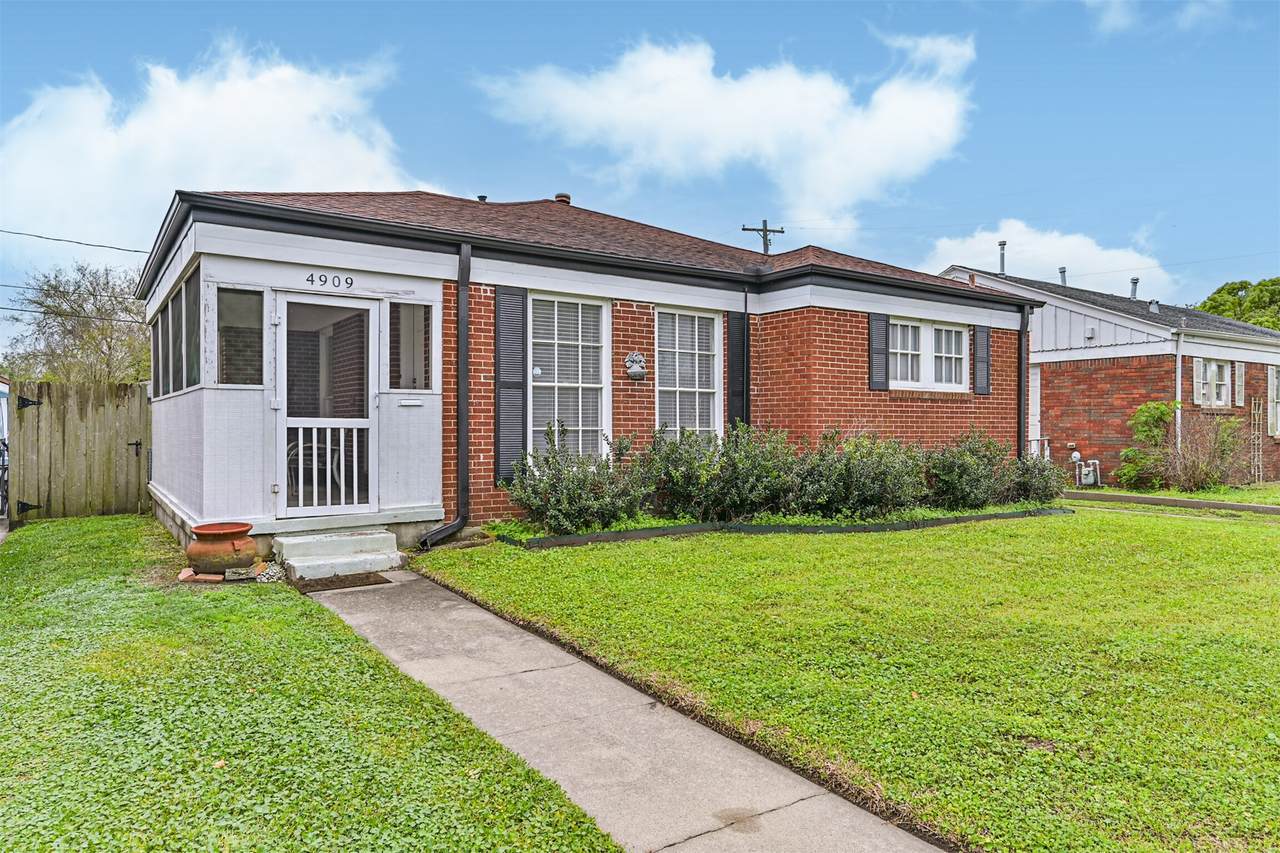 4909 Travis Drive - Photo 1