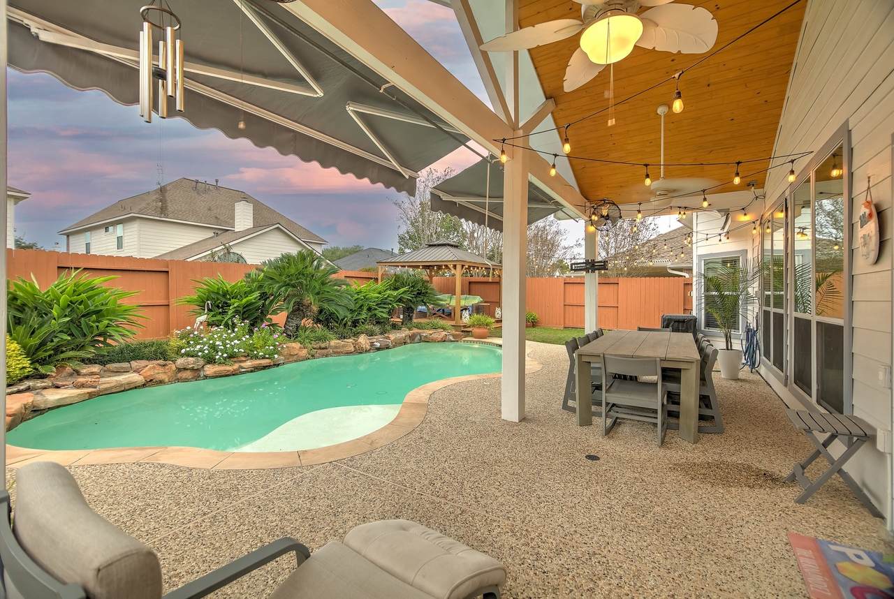 20923 Wind Field Lane - Photo 1