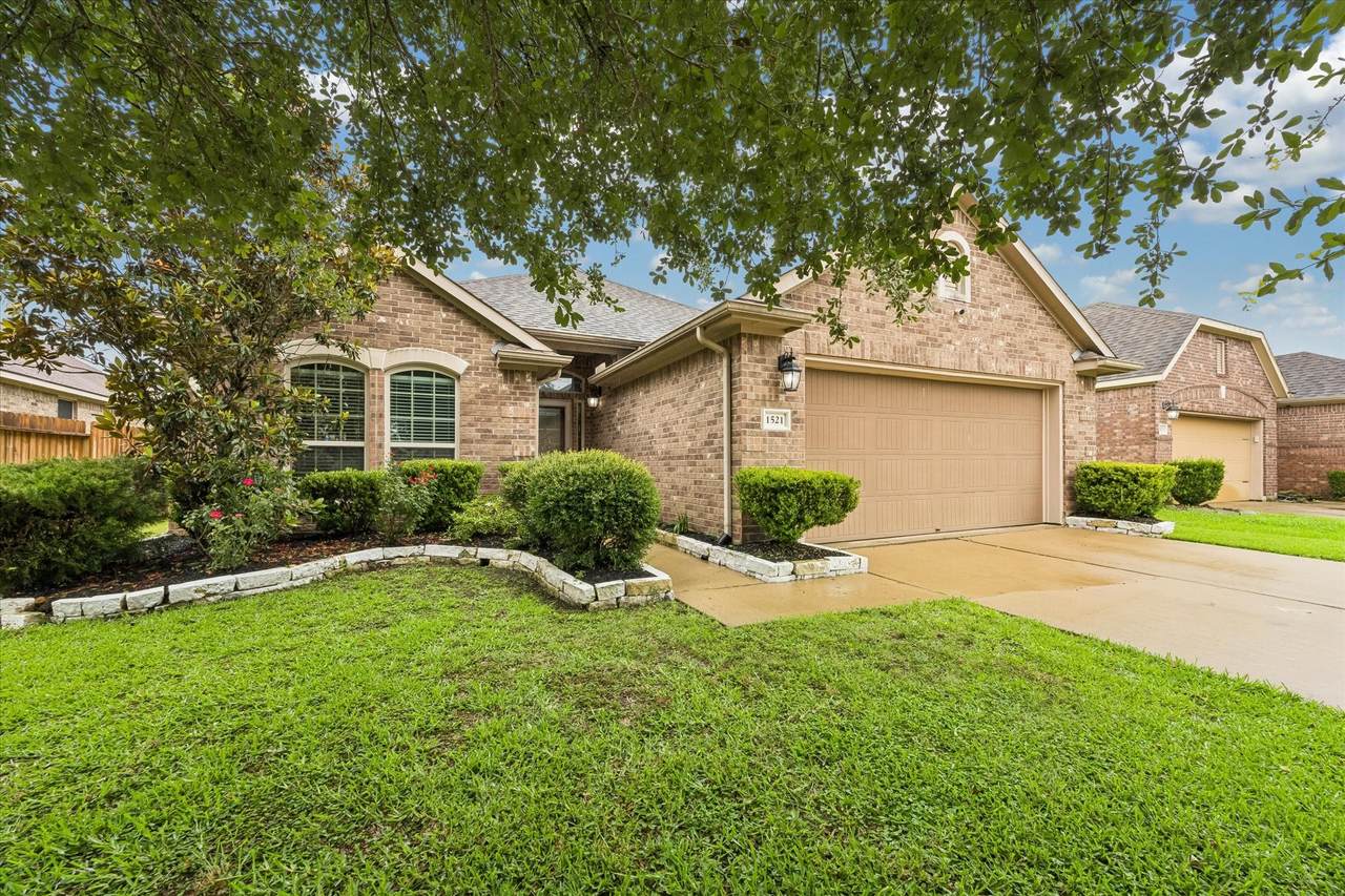 1521 Bluestone Edge Lane - Photo 1