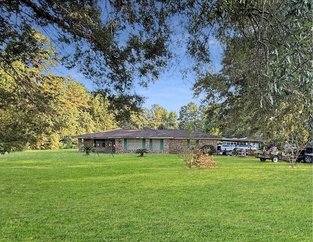 5604 Highway 105 - Photo 1