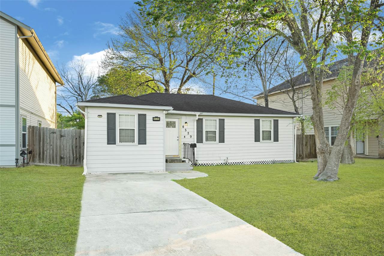 4529 Perry Street - Photo 1