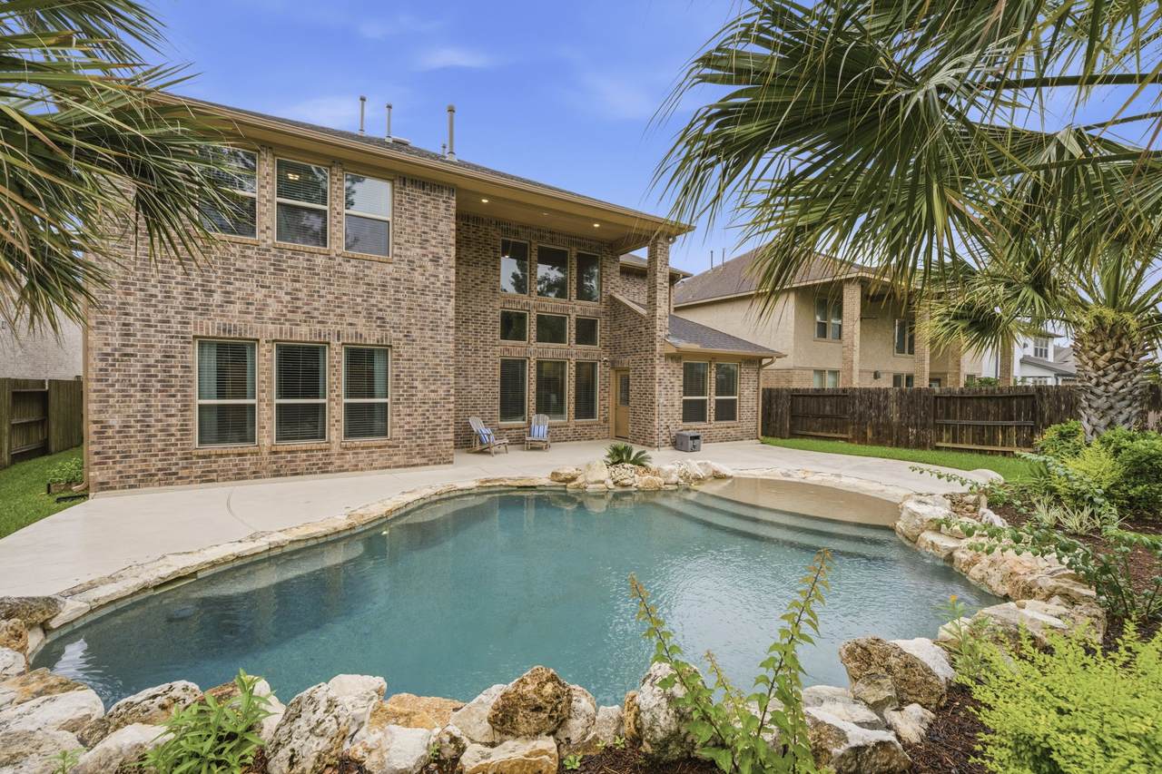 28051 Drifters Bend Drive - Photo 1