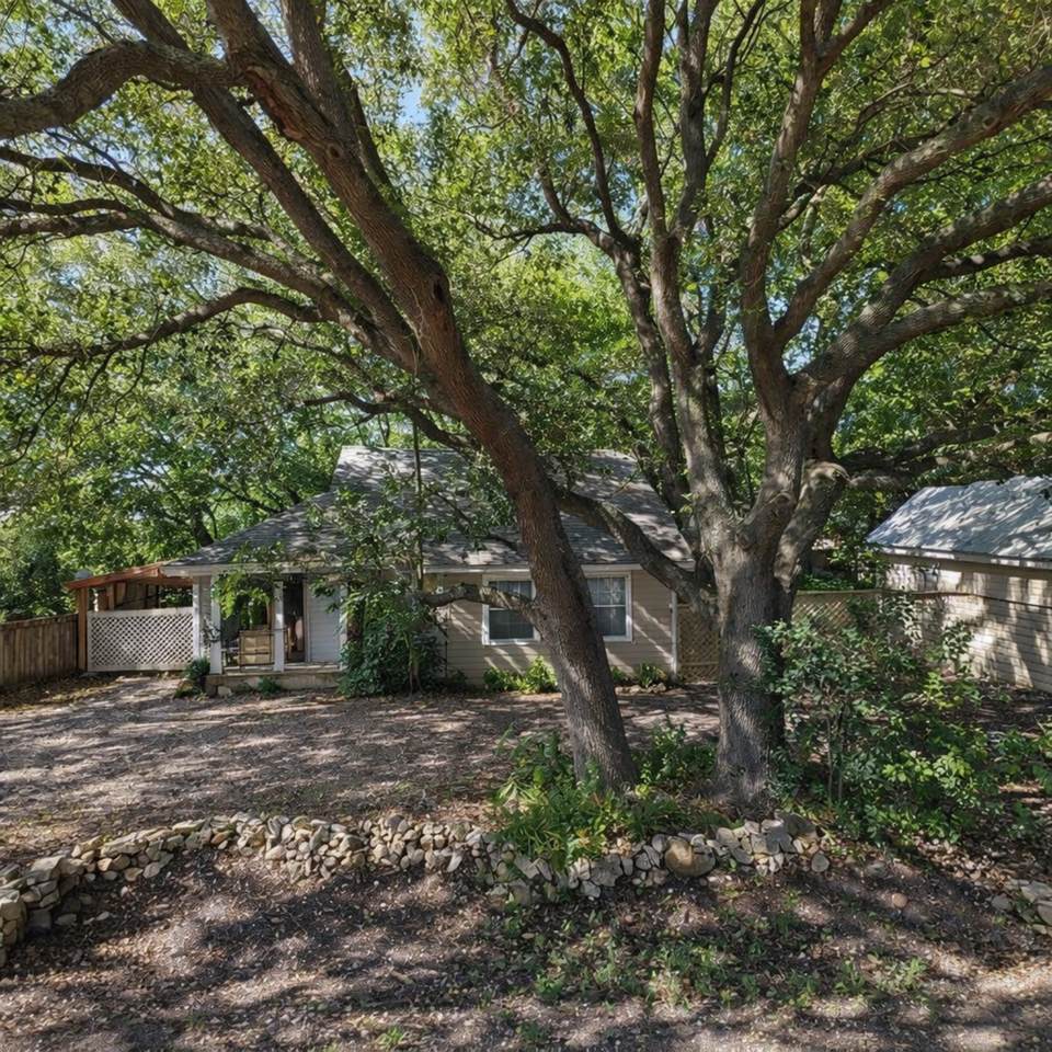 3711 Chanterway Street - Photo 1