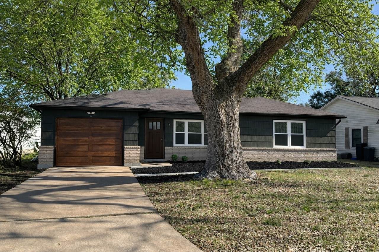 1119 Tobola Street - Photo 1