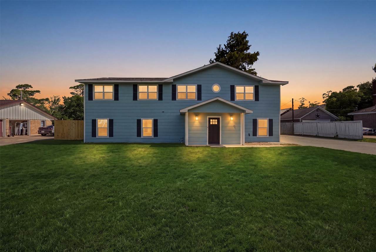 625 Shadylawn Street - Photo 1
