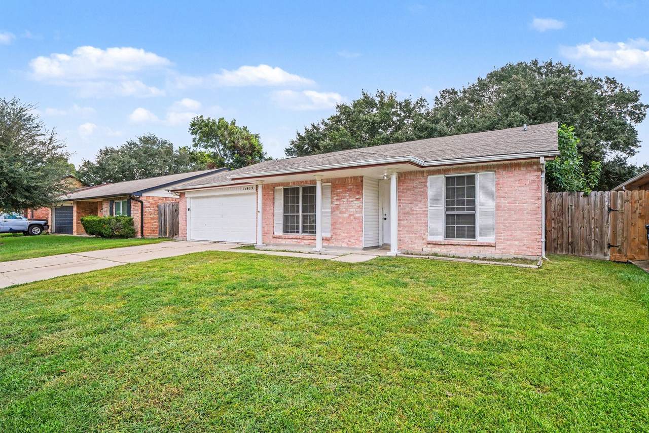 10419 Gulfstream Lane - Photo 1