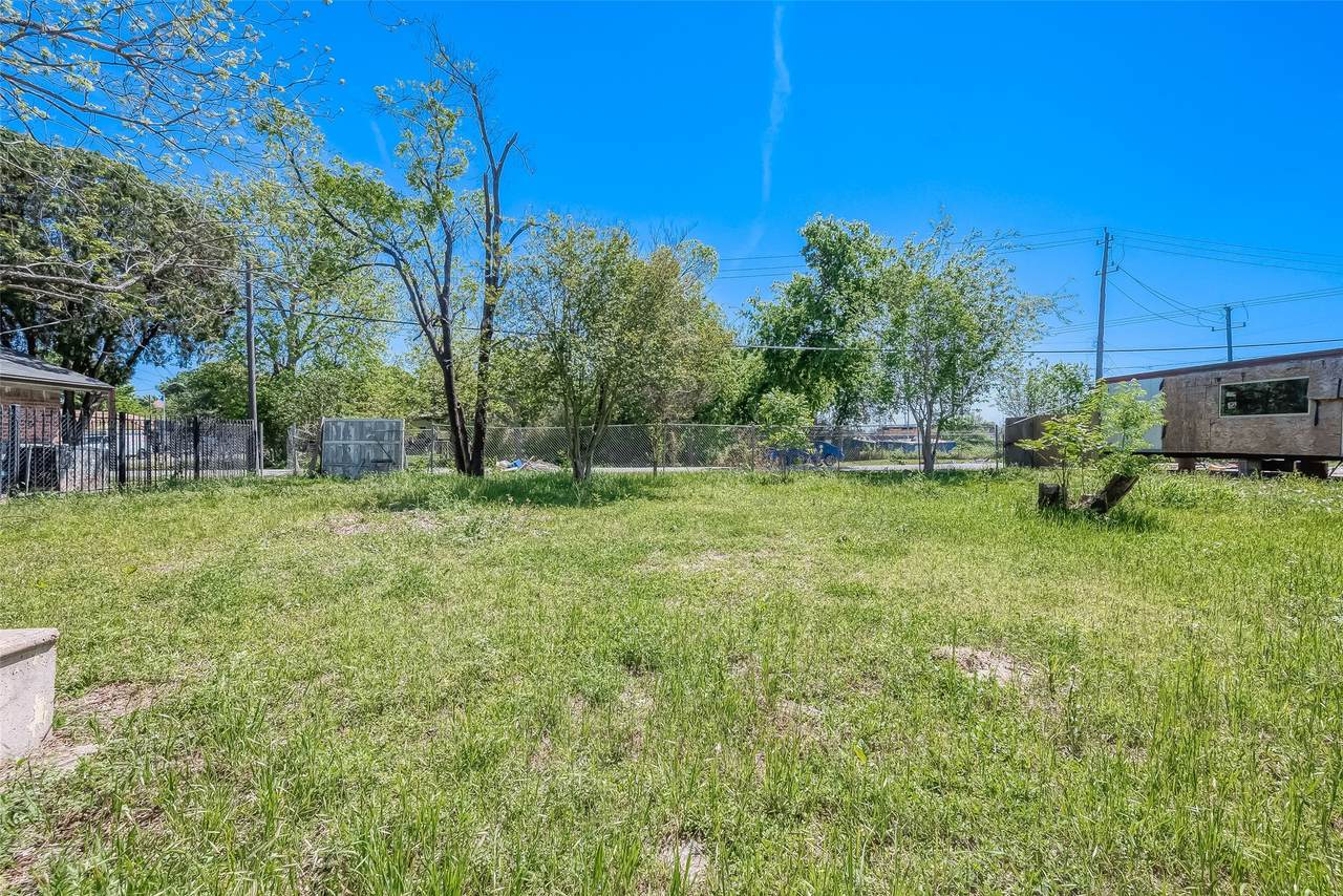 5525 Liberty Road - Photo 1