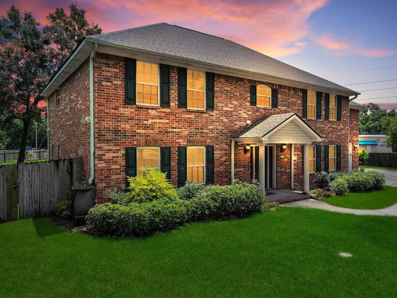 5 Twin Circle Drive - Photo 1