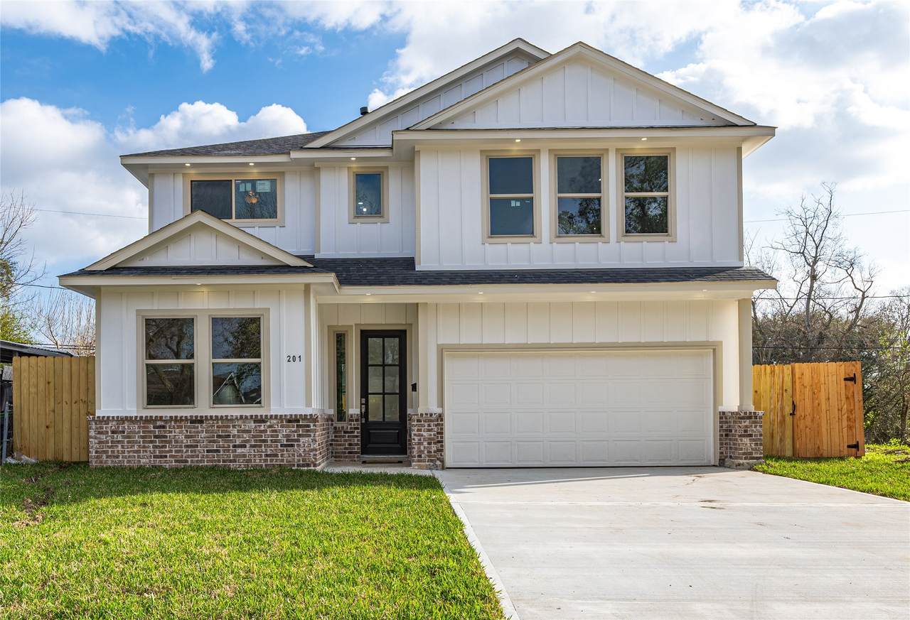 201 Ellaine Avenue - Photo 1