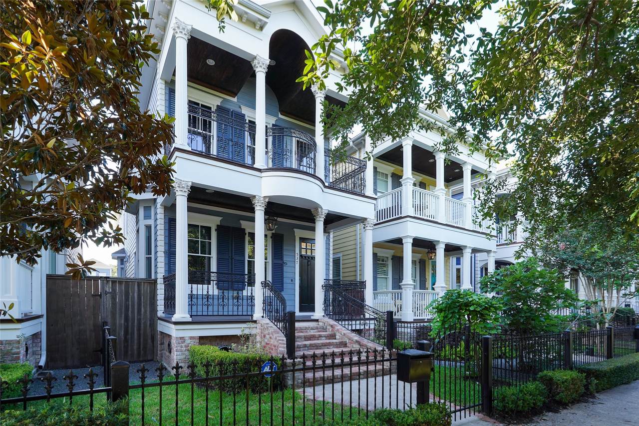 https://bt-photos.global.ssl.fastly.net/harmls/1280_boomver_1_16401386-2.jpg