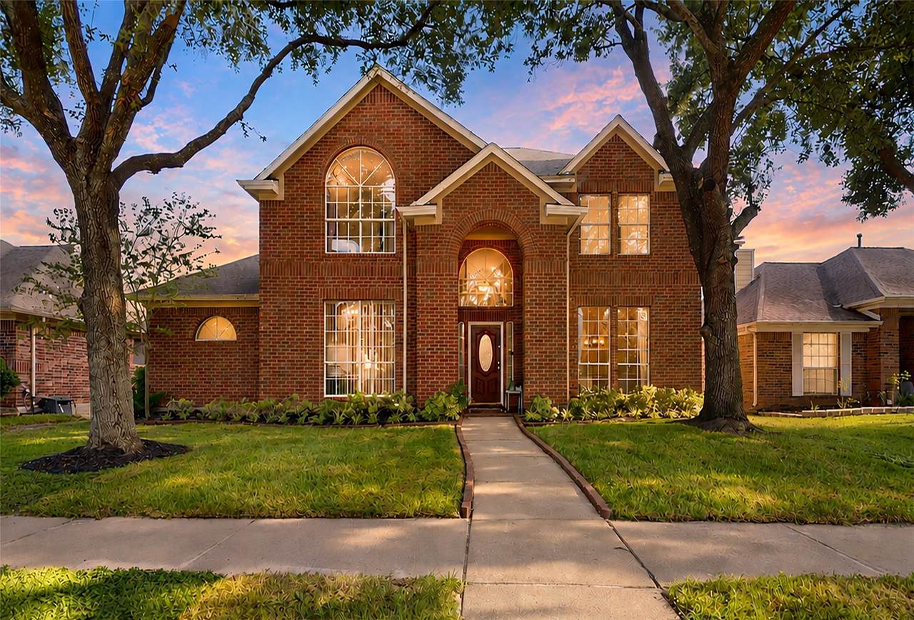 15327 Goodman Street - Photo 1