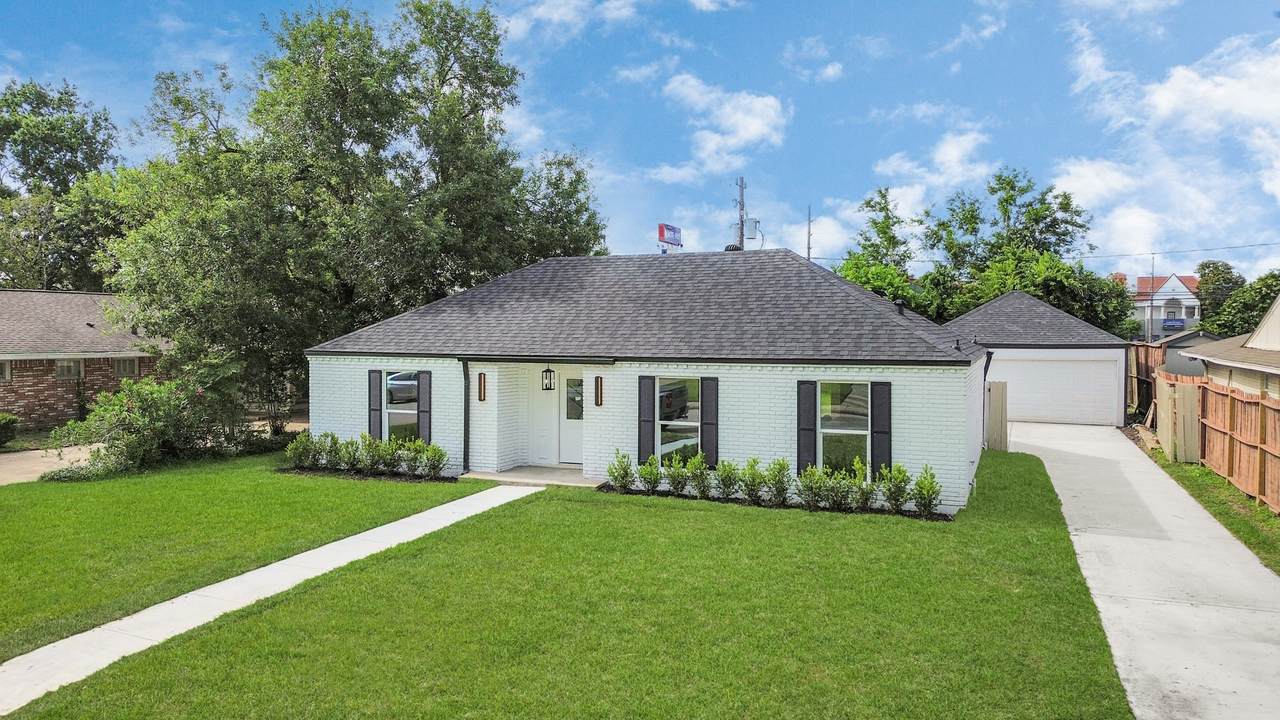 6249 Locke Lane - Photo 1