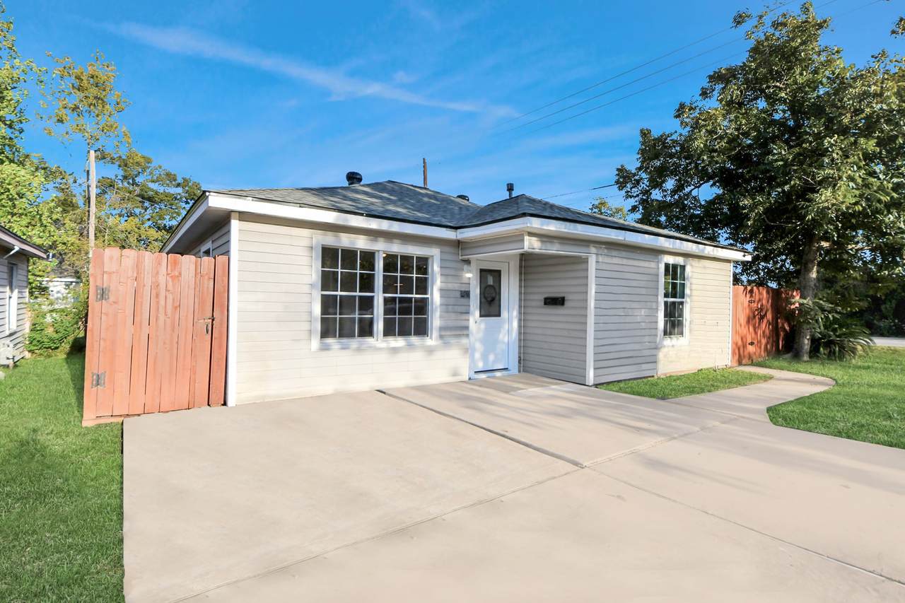 4803 Bellnole Drive - Photo 1