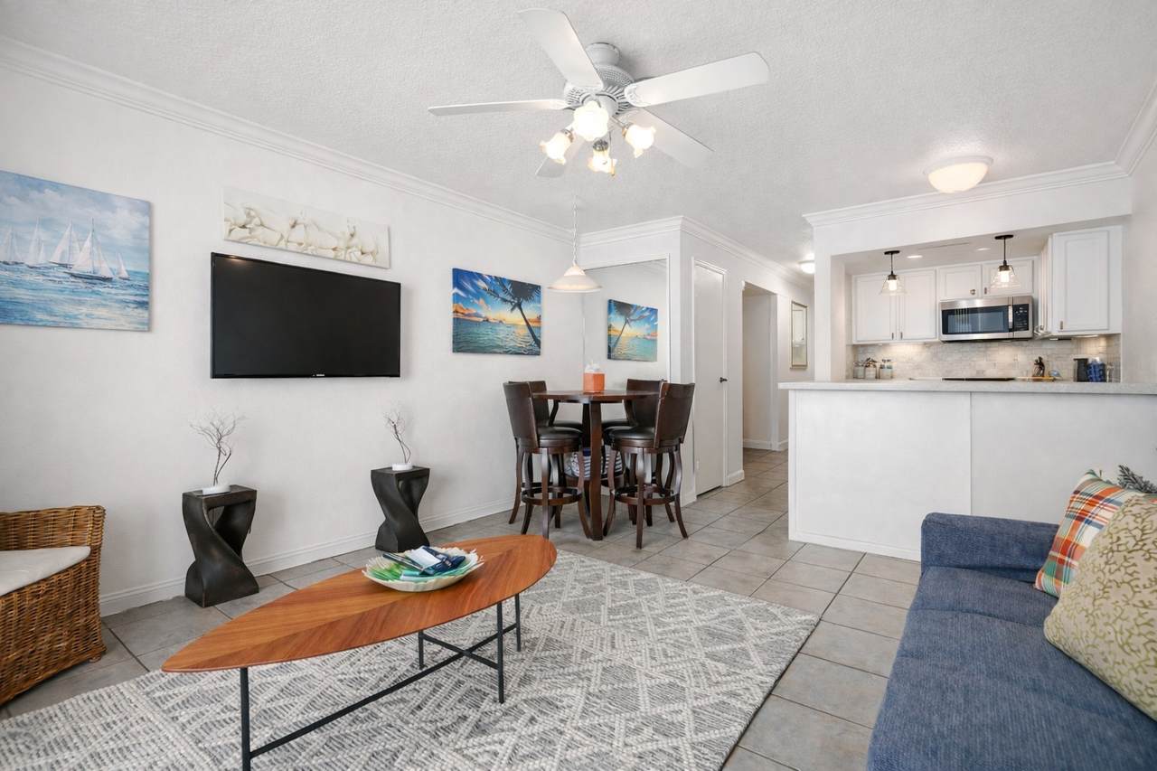 6300 Seawall Boulevard - Photo 1