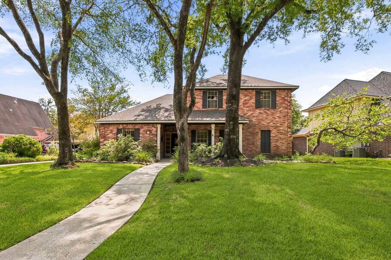2723 Cedarville Drive - Photo 1
