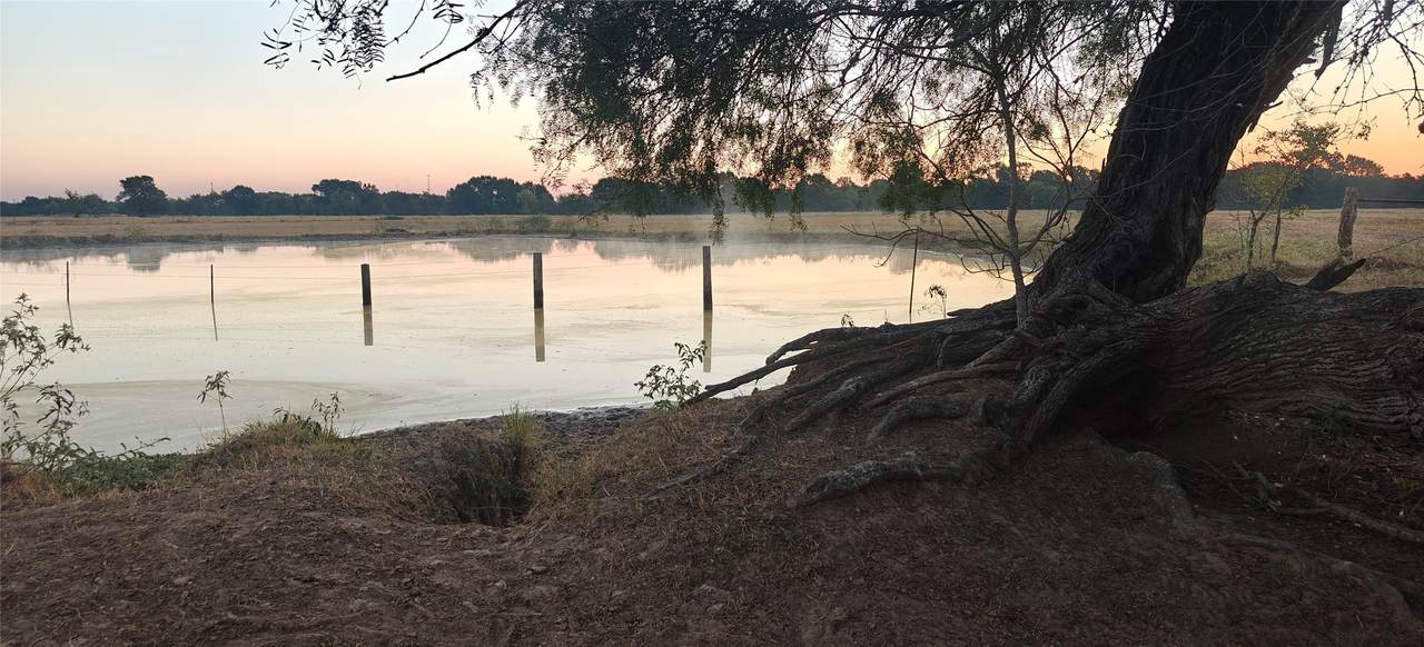 000 Veterans Memorial Drive - Photo 1