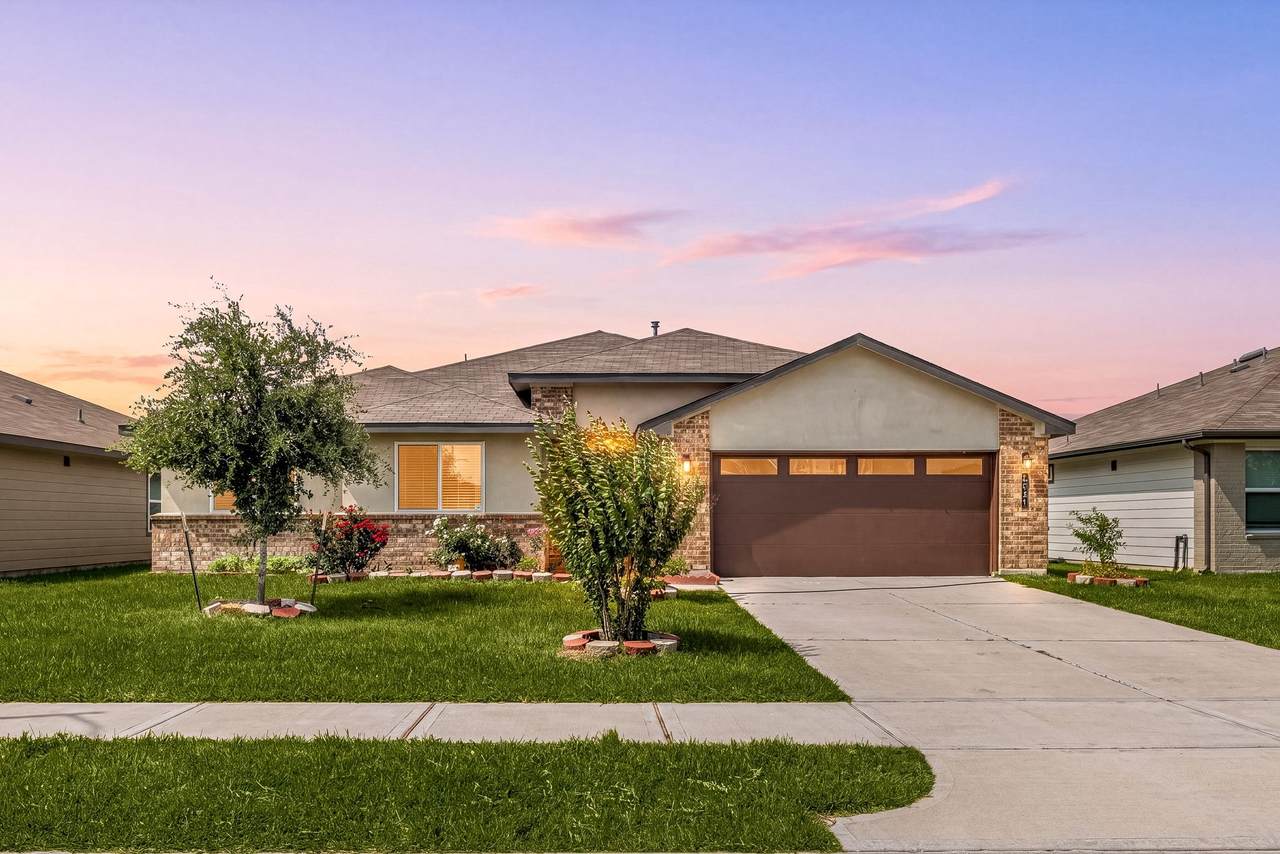 6931 Dell Vista Drive - Photo 1