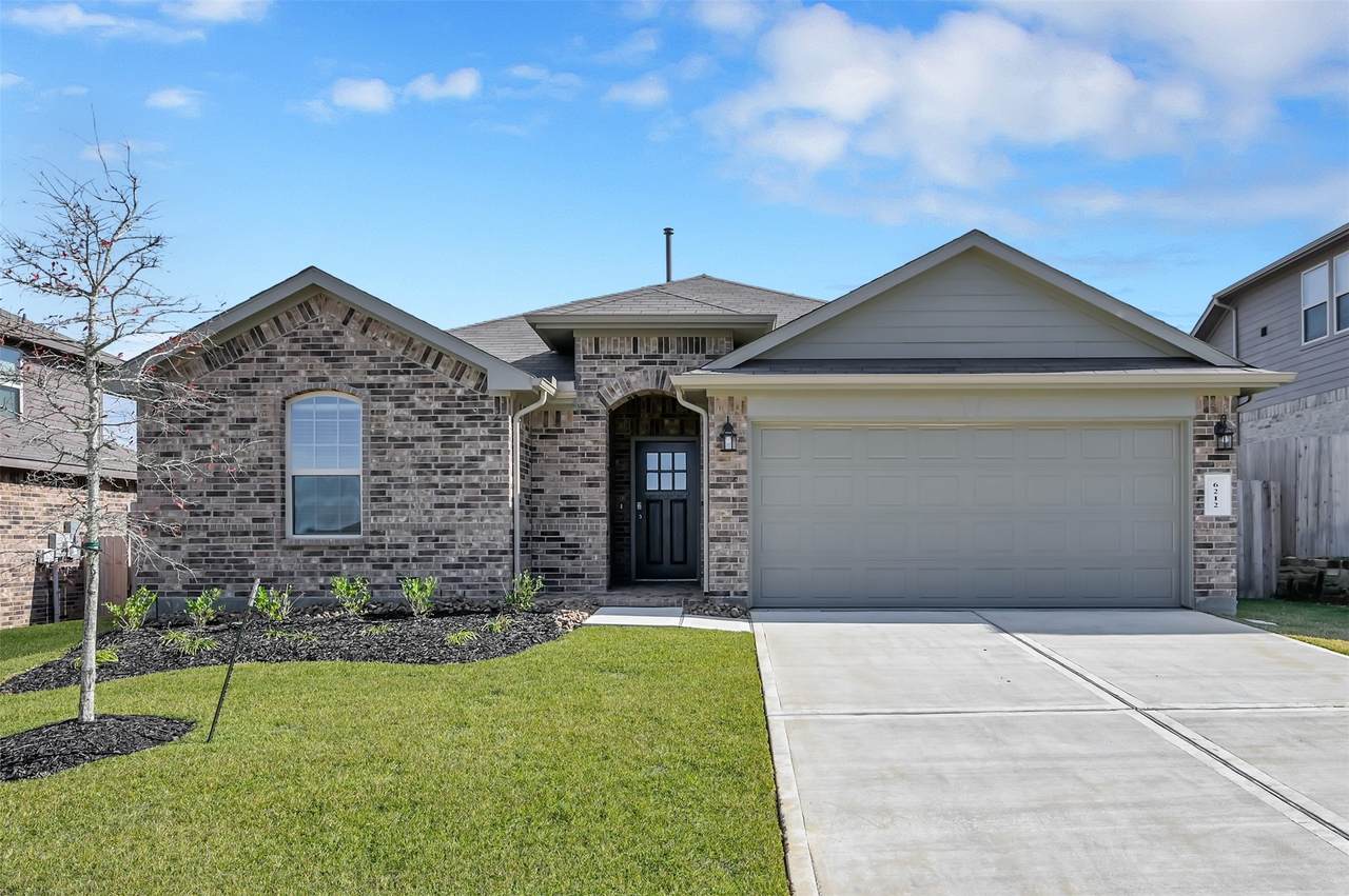 6212 Hendricks Harbor Drive - Photo 1