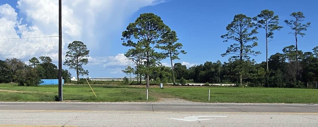 6822 Highway 146 - Photo 1
