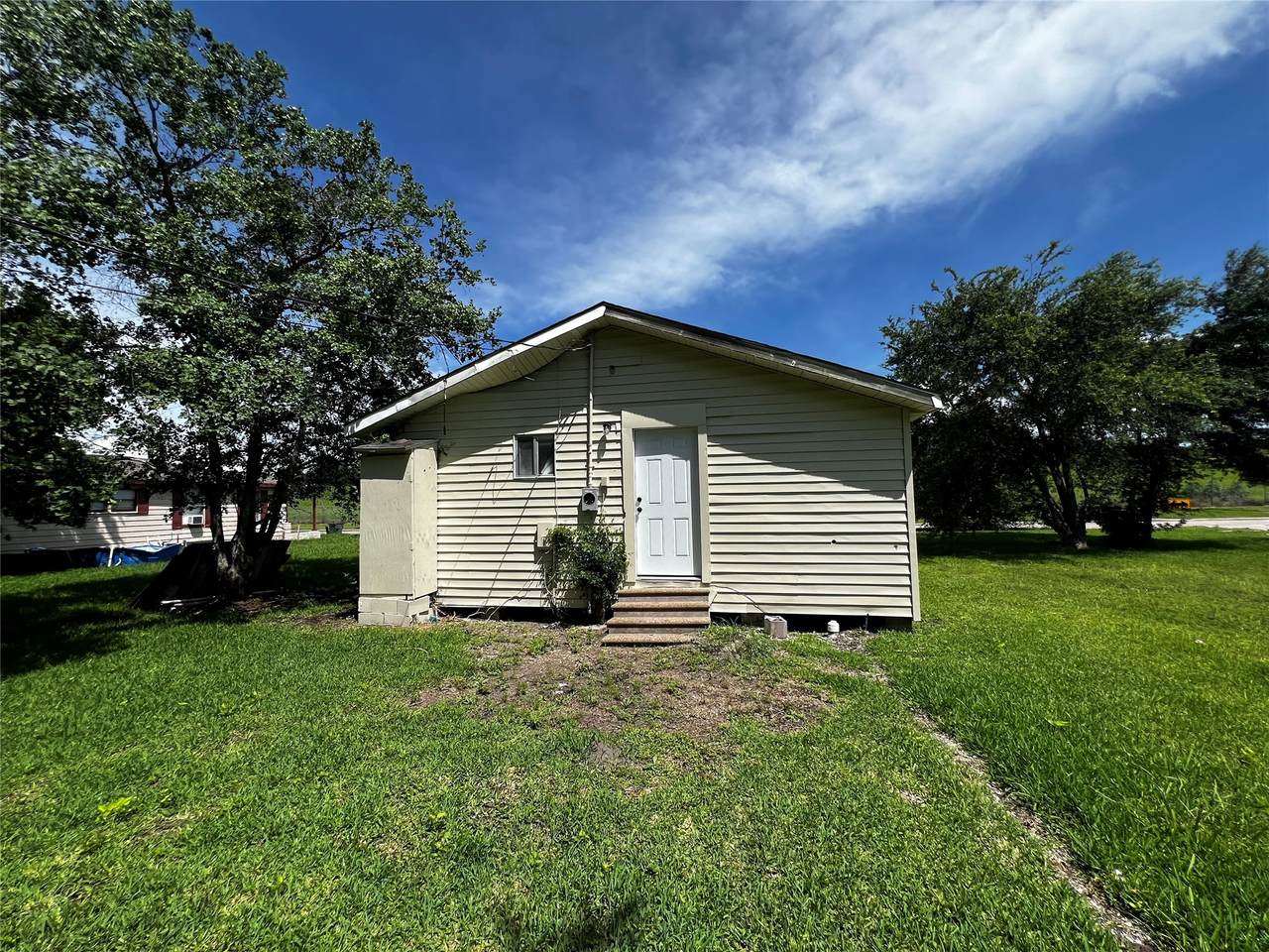 1337 Procter Street - Photo 1