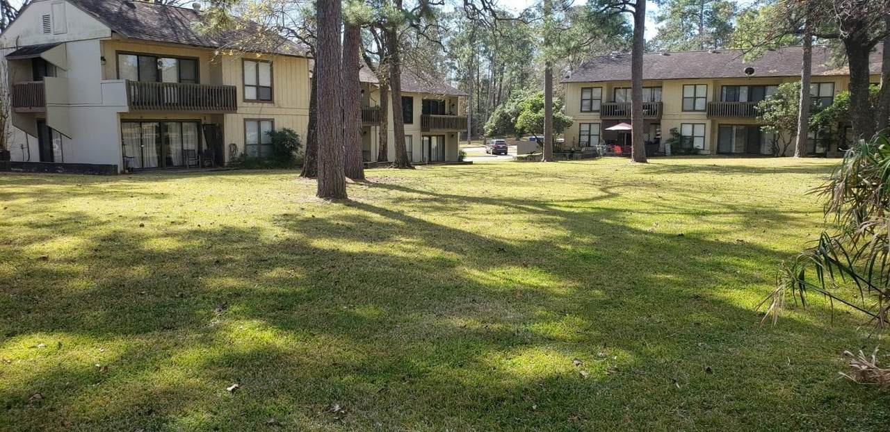 15919 Golf Club Drive - Photo 1