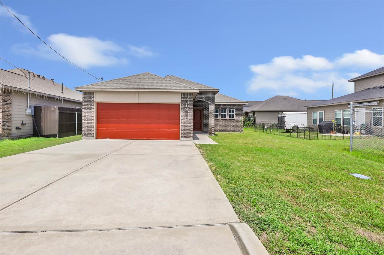 36 County Road 5102C - Photo 1