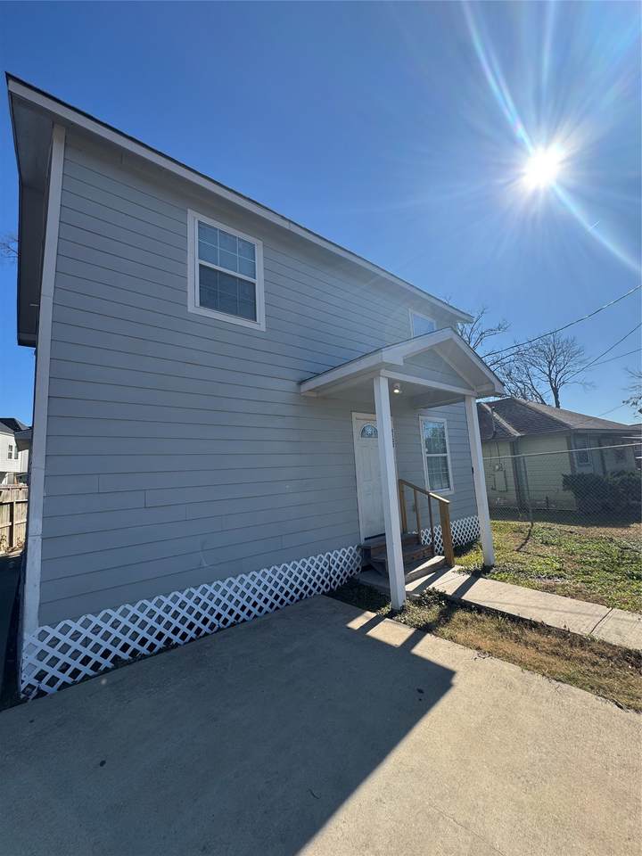 8502 Main Street - Photo 1