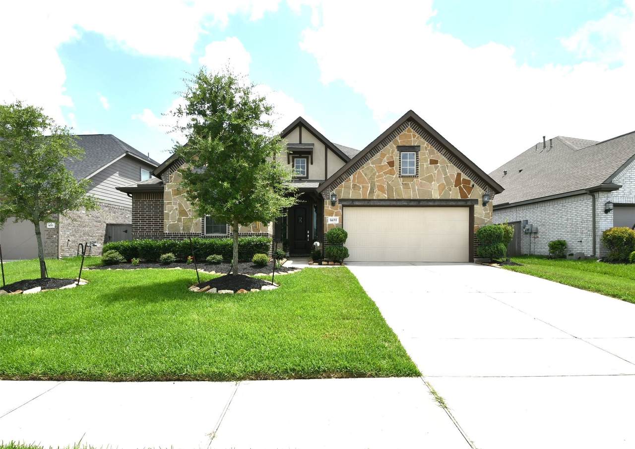14011 Lago Creek Court - Photo 1