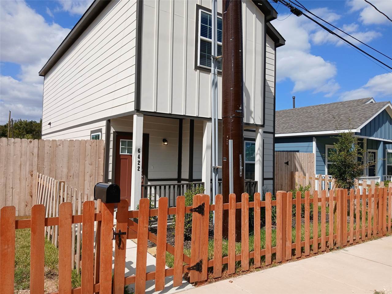 6422 Calhoun Road - Photo 1