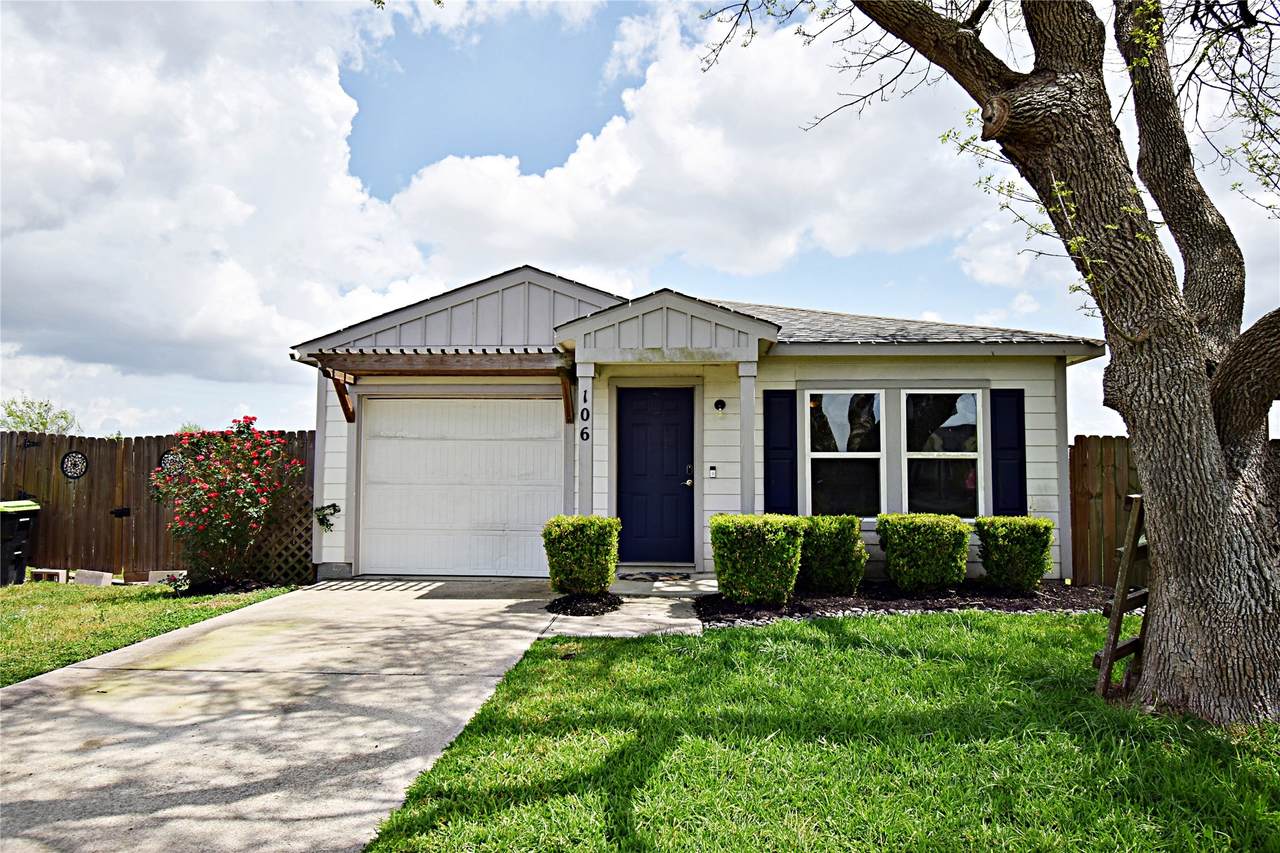 106 Collins Court - Photo 1